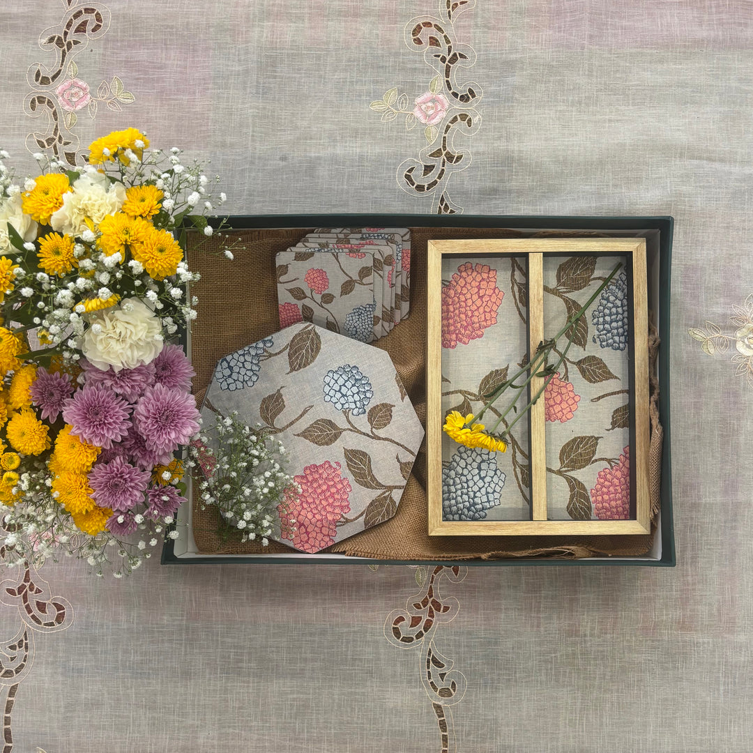 Table Essentials Gift Set