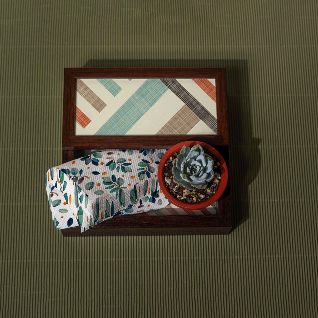 Triometric Tissue Box