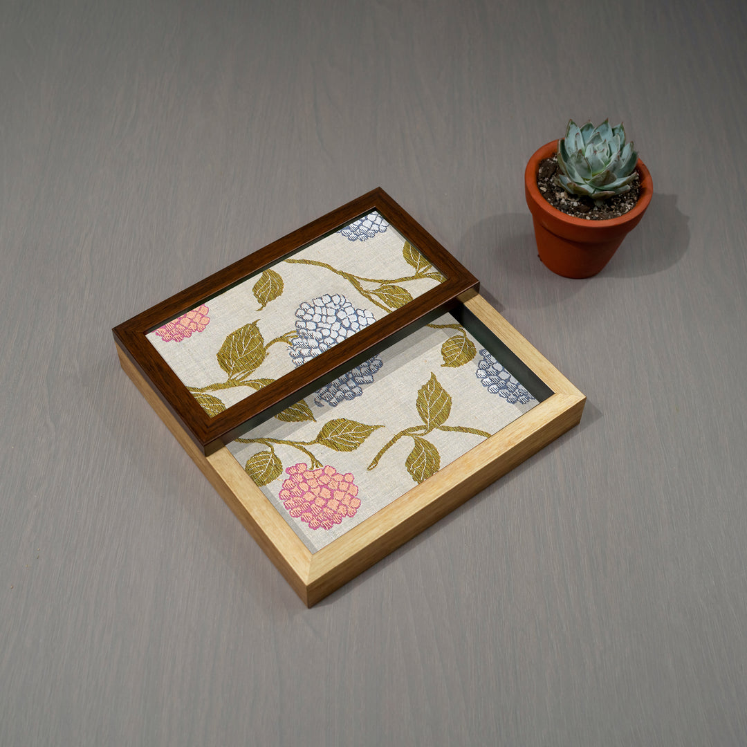 Dining Elegance Gift Set